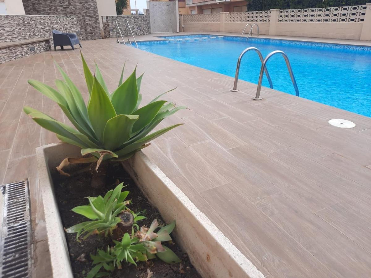 Apartamento A 100 Metros De La Playa Con Grande Terraza Y Vistas Al Mar Daimús Eksteriør billede